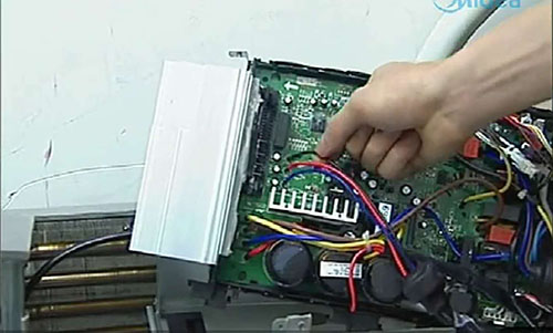 万源美的空调电话是多少